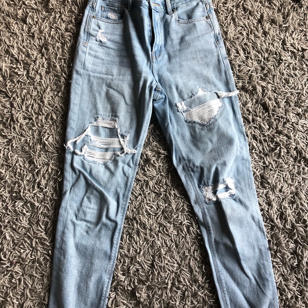 American Eagle Mom jeans